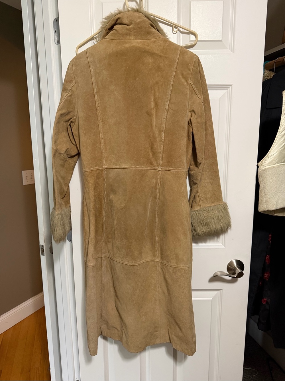 Vintage suede Shearling Trim Suede Coat - Tan - Picture 2 of 5